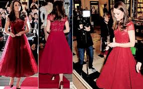 Three outfit changes for kate today: Najlepsze Stylizacje Kate Middleton Trendy W Modzie W Domodi