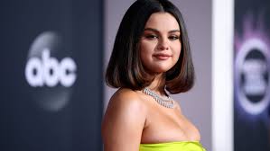More news for selena gomez » Selena Gomez Most Of My Experiences In Relationships Have Been Cursed