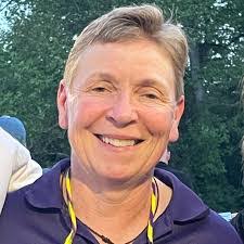 Liz Bryson's Instagram, Twitter & Facebook