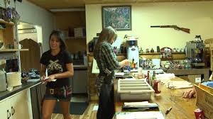 But i have no problem with it, dyer said. Colorado Restaurant Serves Up Big Helping Of Second Amendment Abc News