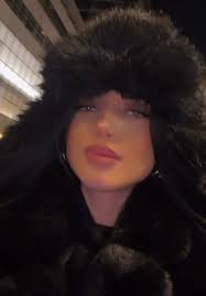 Mature Russian Laura