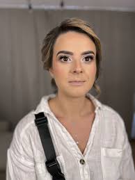 💄 Machiaj care te face să te simți wow? Let's do it! 📍 Cluj-Napoca,  cartier Gheorgheni 📅 Locuri disponibile limitate