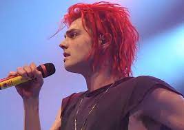 Pin On Gerard Way