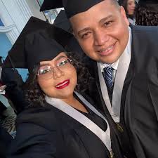 24 de junio del 2025– Un día especial 🎓 Después de muchos años de  sacrificios y caídas, hoy vivo un momento que soñé incontables veces.  Quizás no fue en el tiempo que