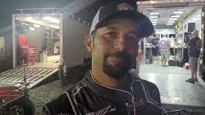 Larry Wight's Instagram, Twitter & Facebook