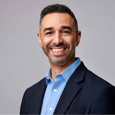 Edward Busse's Instagram, Twitter & Facebook