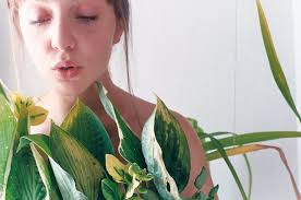 Profile for Julia Easterlin