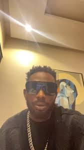 Krystal Mays's Instagram, Twitter & Facebook