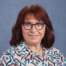 Sandra Moles's Instagram, Twitter & Facebook