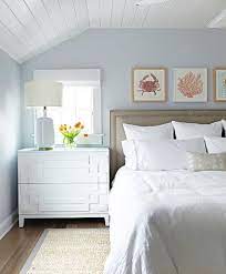 Even if you don't happen to have a home in one of the most charming beach towns in the u.s., you can instantly transport yourself to a seaside locale far, far away with the addition of a few tasteful beach house decor ideas. 30 Ideas For A Beach Inspired Bedroom