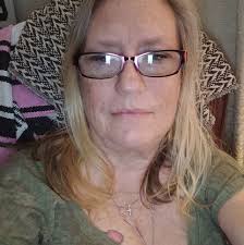 A homecoming surprise! Petty Officer Mike Palelli surprised his son at the  Boston Bruins game