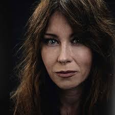 Anna Hann's Instagram, Twitter & Facebook