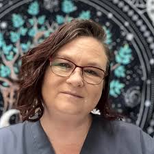 Do you set your phone to do not disturb and only allow certain contacts to  call you?