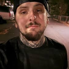 I got a tank battery as a scav!?!? I ran tf outta there