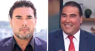 El letrado explicó que cinco personas, una mujer y cuatro hombres, llegaron al domicilio del histrión, quien en. El Actor Eduardo Yanez Es Sometido A Cirugia Por Enfermedad La Mejor