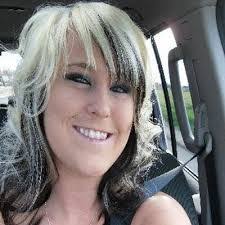 Amber Hefner's Instagram, Twitter & Facebook