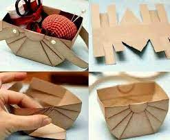 Kami mencadangkan beberapa idea menghias rumah yang kreatif yang dikitar semula yang anda ingin gunakan untuk memberikan rumah anda wajah segar dan unik yang baru! Idea Diy Bekas Serbaguna Kitar Semula Relaks Minda Basket Weaving Diy Diy Craft Tutorials Newspaper Basket