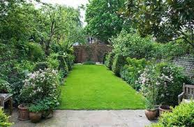 Designer Butter Wakefield London Town Garden Back Garden With Lawn And Green Borders Urbangarden Urban Garden Design Urban Garden Back Gardens