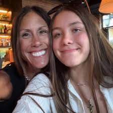 Hi!!! My name is Kacie Long and I am from Charleston, WV. I am definitely  committed to OU and I plan