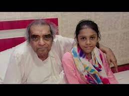 Santosh anand is an indian lyricist who attained success in the 1970s and earned the filmfare award for best lyricist twice Ek Pyar Ka Nagma With Santosh Anand Sir Youtube