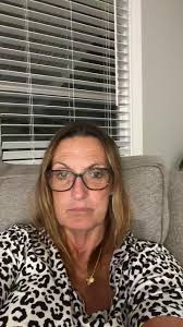 Who can cut thinning hair like the given style in Independence?