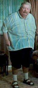 È un ragazzo obeso, goloso, viziato, capriccioso, aggressivo e prepotente, che adora bullizzare il gracile harry. Vernon Dursley Harry Potter Wiki Fandom