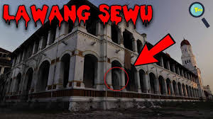 Lawang sewu adalah saksi dari sejarah panjang perkeretaapian indonesia yang sangat mengesankan. Asal Usul Keangkeran Lawang Sewu Youtube