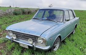 Choose a ford cortina mk iv version from the list below to get information about engine specs, horsepower, co2 emissions, fuel consumption, dimensions, tires size, weight and many other facts. Ford Cortina Gt 1970 Catawiki