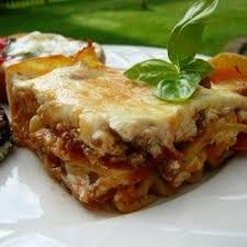 Grandma S Best Ever Sour Cream Lasagna Use Recipe W Eggplant 4 Noodles Zero Sugar No Green Olives 2 Cans Diced Tomatoes And Recipes Lasagna Lasagna Recipe
