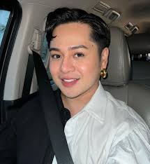 Did You Know, These Content Creators Used To Work Corporate Jobs