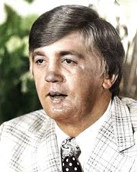 BUFORD HAIR A reader pointed out a difference in Buford's hair from the  time he was in Memphis signing a contract to play himself in the second  Walking Tall movie and his