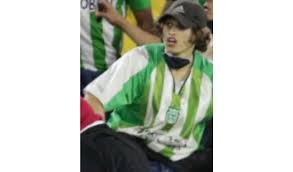 Son 6 en total luego de disturbios en graderías del estadio bogotano (maurico/) después de la captura de cuatro presuntos implicados en los disturbios en las graderías del nemesio camacho, el brigadier general eliécer camacho jiménez informó que son dos hinchas y cuatro policías lesionados, reportados en centro asistencial después de la medianoche del 4 de agosto. Tl4az7l3t8ehwm