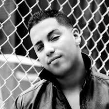 Emely Malave's Instagram, Twitter & Facebook