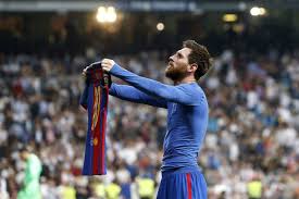 Having worn the shirt for well over a decade, messi has been forced to move on from the camp nou, leaving. Lionel Messi Defies Gravity As He Celebrates Lifting His Shirt With One Hand After Netting The Winner Against Real Madrid To Leave Twitter Believing He Is Superhuman