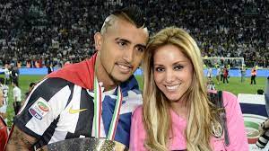 Fecha de nacimiento el internacional chileno arturo vidal fichó por el inter de milán tras dos temporadas en el barcelona, confirmaron este martes ambos clubes. Bayerns Neuer Mann So Tickt Chile Star Arturo Vidal Fc Bayern