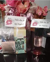 Si tenias planeado un viaje con mama, o llevarla a cenar a un lugar súper bonito y ahora tienes que #quedartencasa no te preocupes. Listos Los Regalos Para 10 De Mayo Belleza Mary Kay Lara Facebook