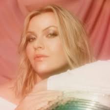 Stream Kat Nardizzi music