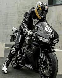 Pin By Antjelydia On Behind Blue Eyes Sports Bikes Motorcycles Motorcycle Leathers Suit Bike Leathers