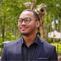 Sung Chin's Instagram, Twitter & Facebook