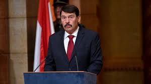 Áder jános pályafutása egy magyar ember története. W17kswy6usoj9m