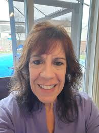 Round face and double chin hair inspiration needed