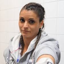 Chaimae Bounouar vs. Jessica Brunet, Francesca vs. Pérez