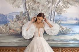 Bei ihrem hochzeitskleid verließ sich die braut auf ihren lieblingsdesigner giorgio armani. Elle International Bridal Awards 2021 Das Sind Die Nominierten