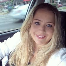 Danielle Stumpf (@MedicStumpf)