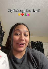 Selena Ramos (@seeleenass)