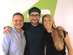 Nichte von ekkehardt belle und ältere schwester von maximilian belle, radiomoderatorin beim münchner radiosender bayern 3. Jacqueline Belle Photos Facebook