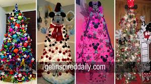 Depicted with round, variously colored ornaments and topped with a yellow star. Get Inspired 18 Ideas To Decorate Christmas Trees With The Theme Of Mickey Mouse