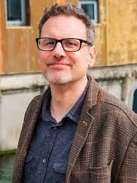 Thrilled to announce that genius author and creator of Tom Gates, Liz  Pichon, is coming to our shop this September! Join us for a special after  school signing