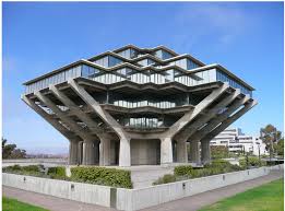 The 3rd Floor Of Geisel Library The Huge Public Courtyard That Acts As Part Of The Library Amazing Buildings Pyramid Building Futuristic Architecture