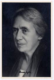 A Queen to the Rescue — Nancy Churnin